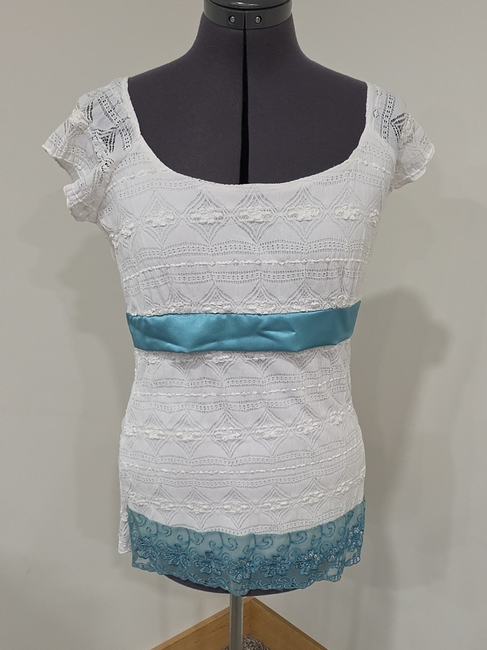 Vanity White Lace Blouse with Teal Accents